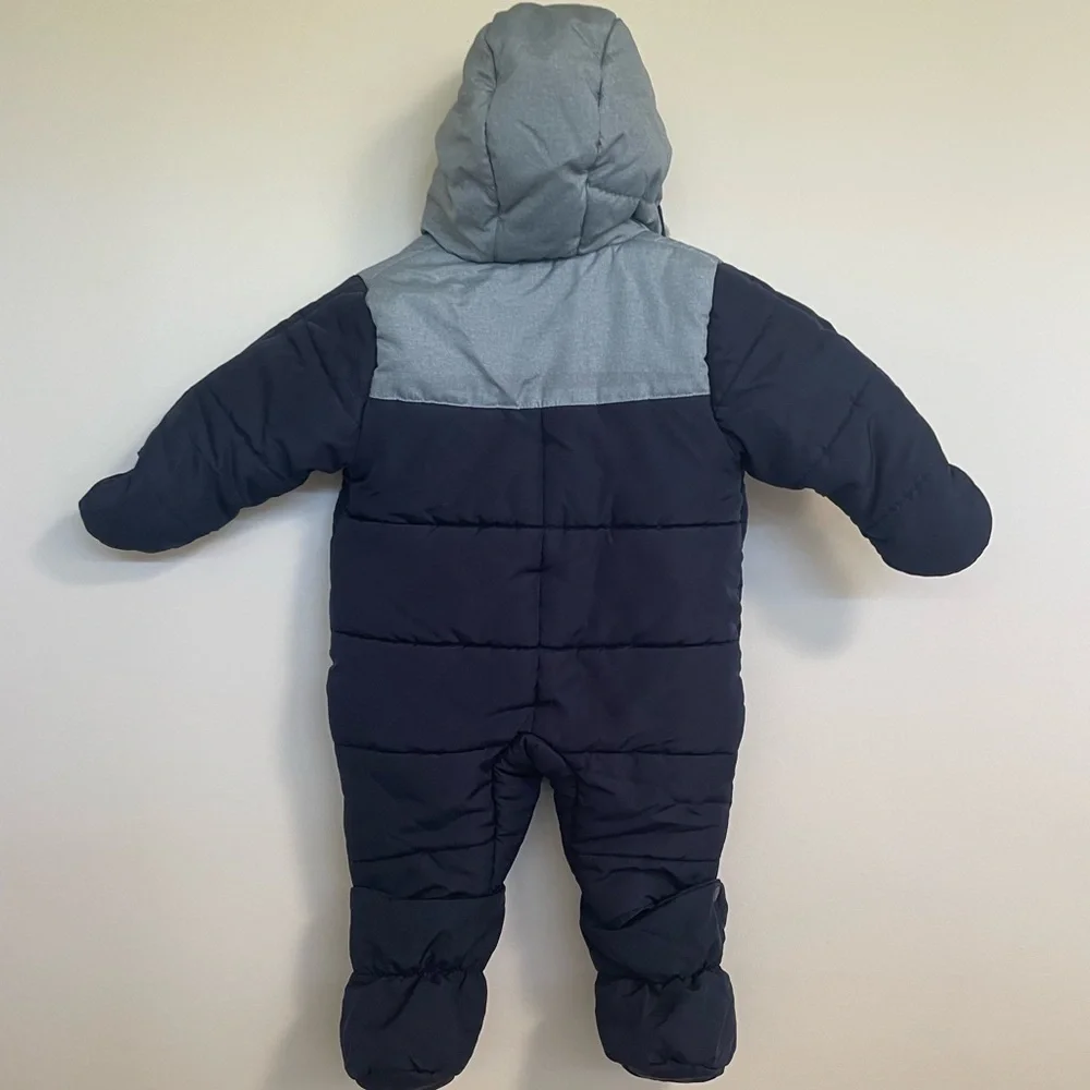 OshKosh B'gosh Navy and Light Blue Snow Puffer Jumper 6/9mo